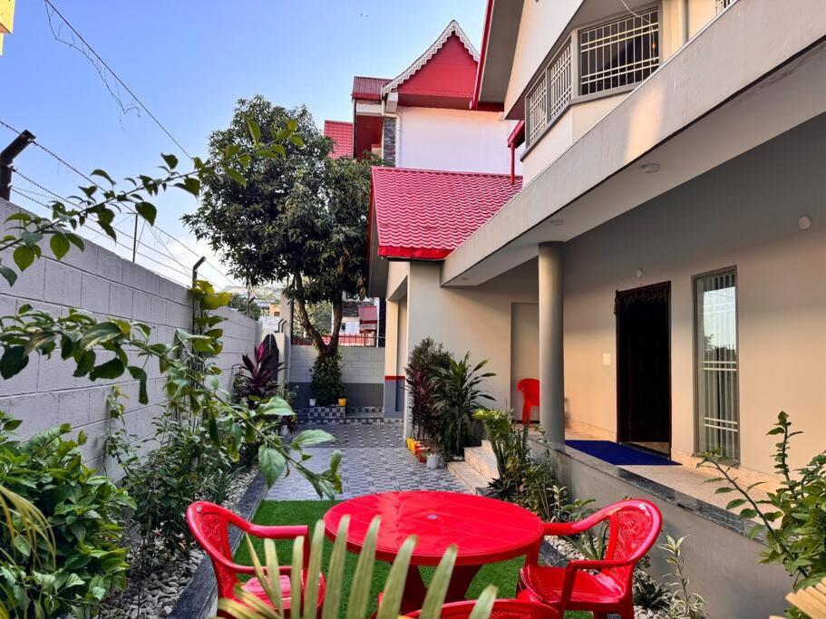 Ariana Homestay Shiliguri Exterior foto